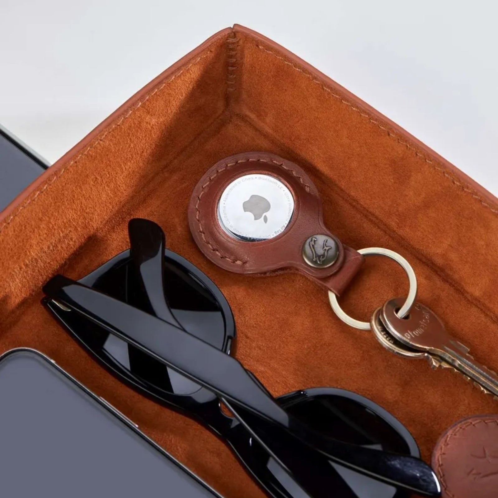 صينية مونت الجلدية