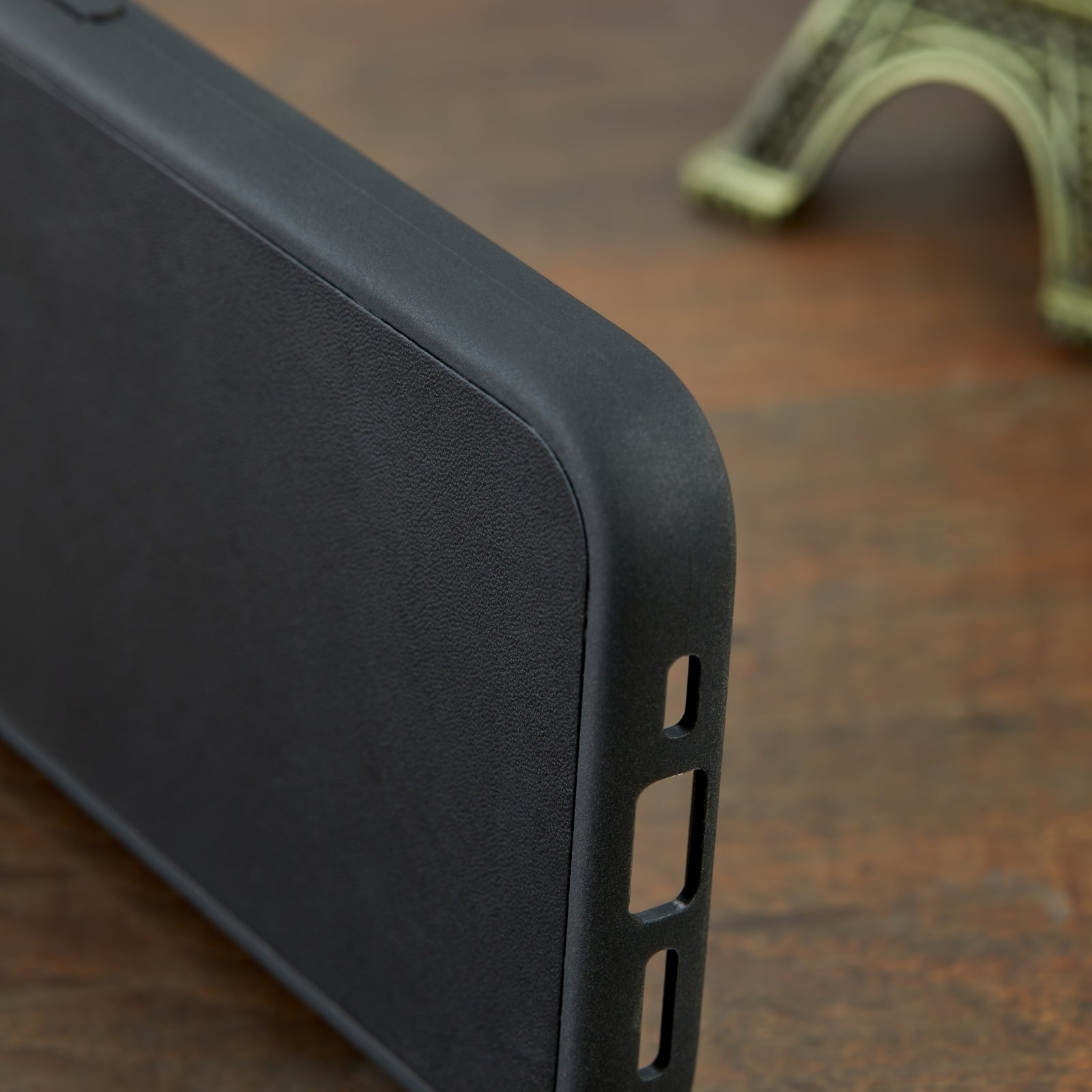 Monte Deri Yüzeyli İphone Kılıfı