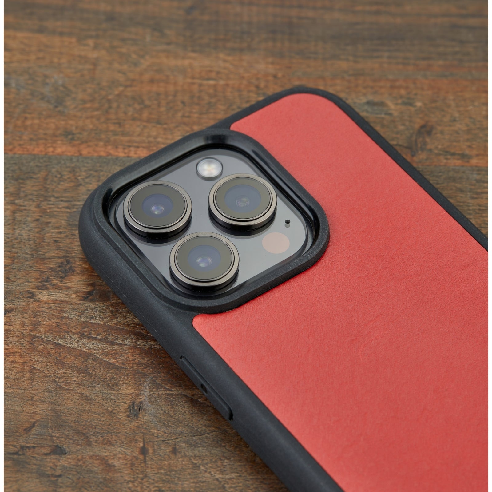 Monte Deri Yüzeyli İphone Kılıfı