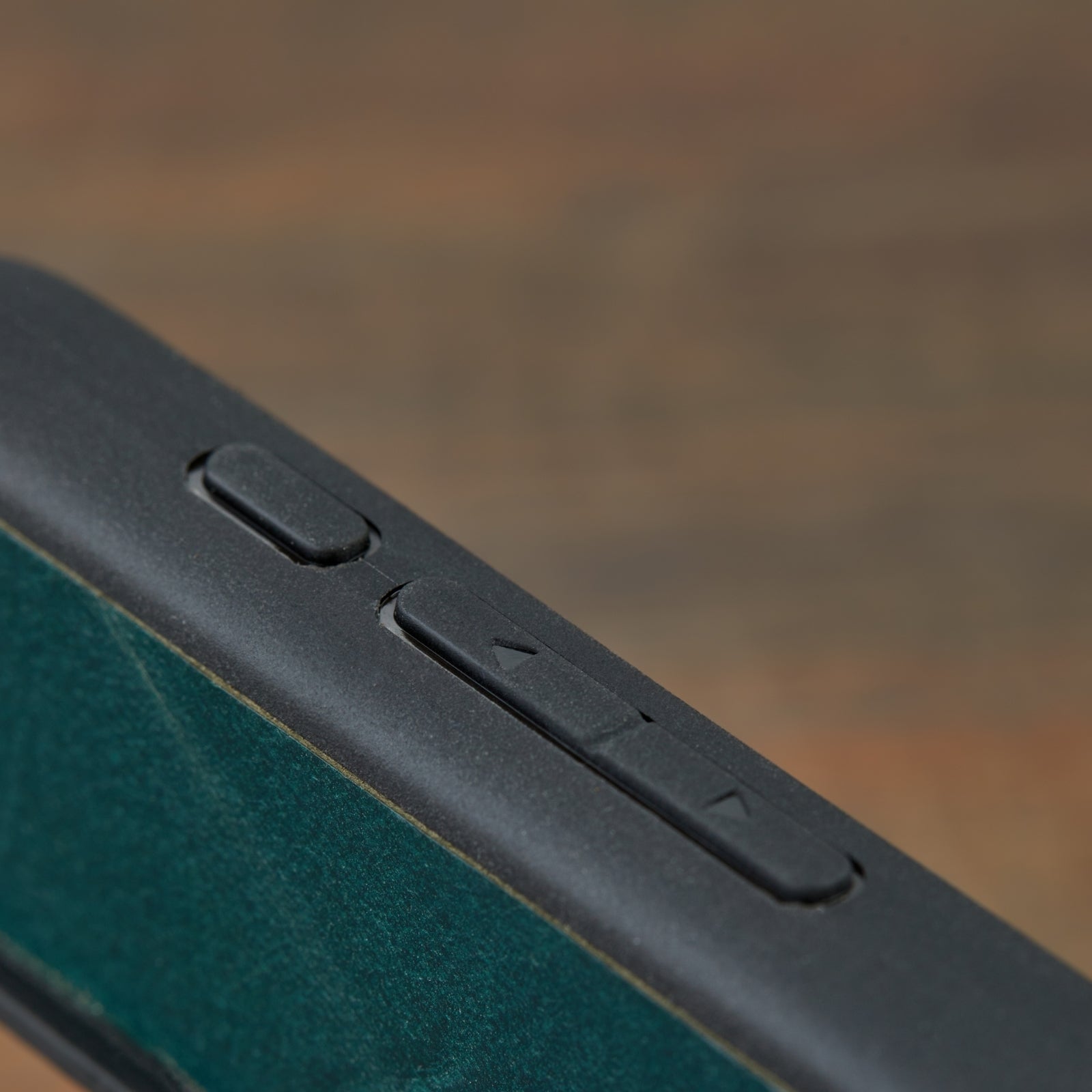 Monte Deri Yüzeyli İphone Kılıfı