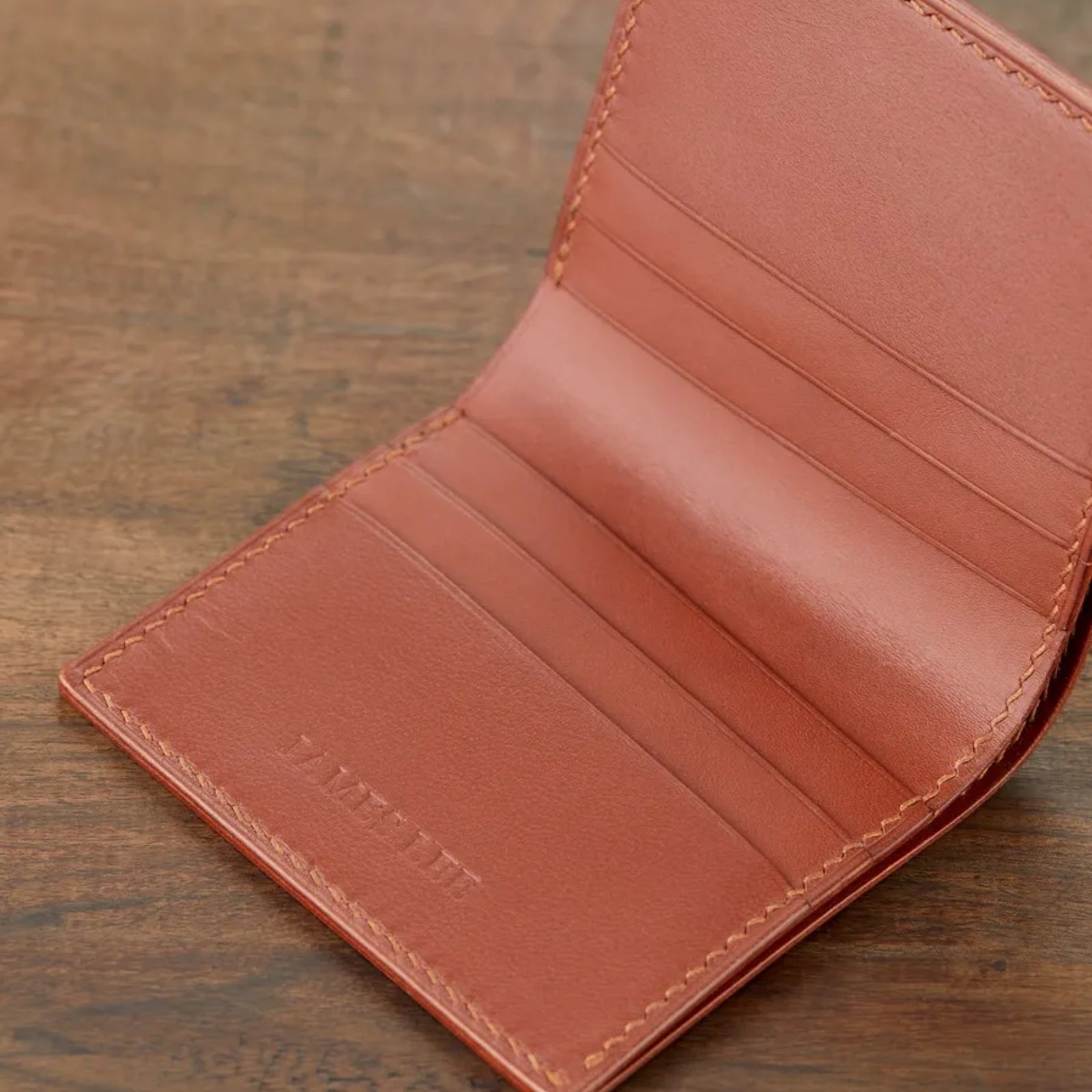 Monte Klasik Dikey Bi-Fold Deri Cüzdan