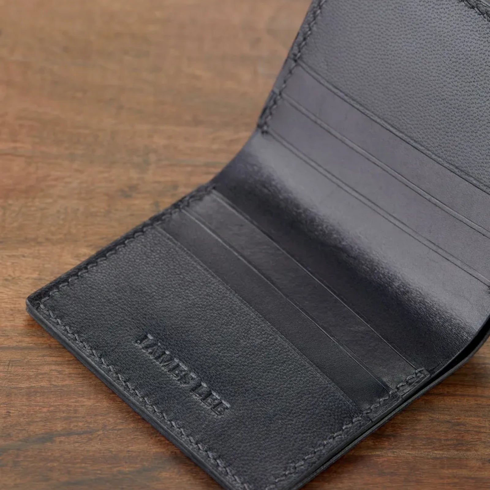 Monte Klasik Dikey Bi-Fold Deri Cüzdan