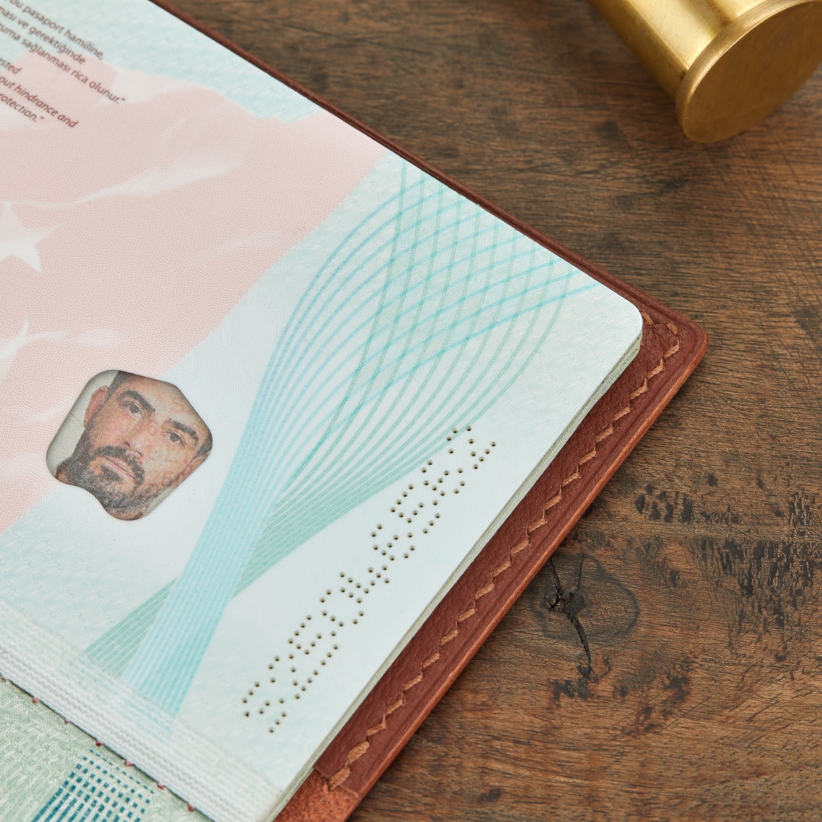 Magnus Deri Pasaport Kılıfı