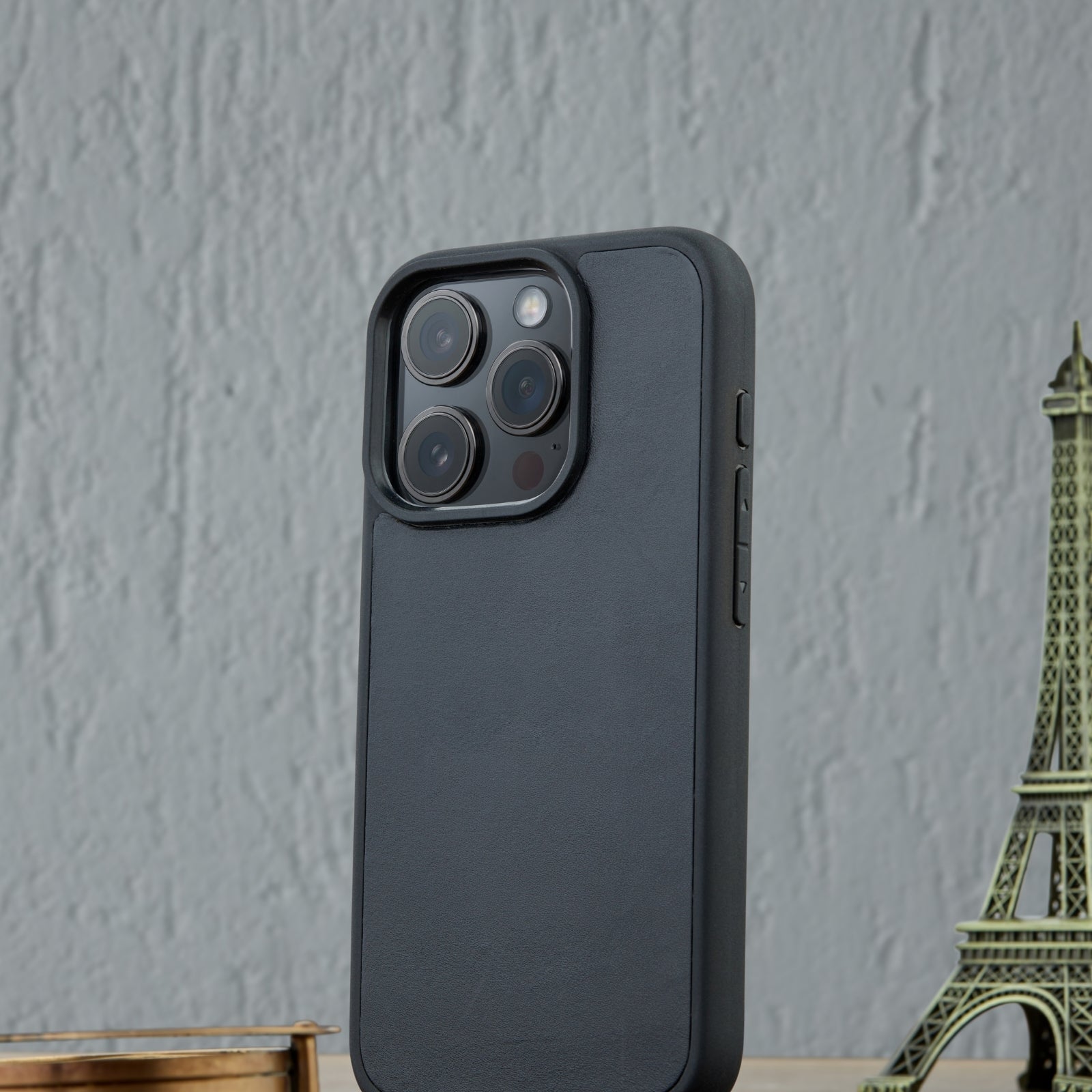 Monte Deri Yüzeyli İphone Kılıfı