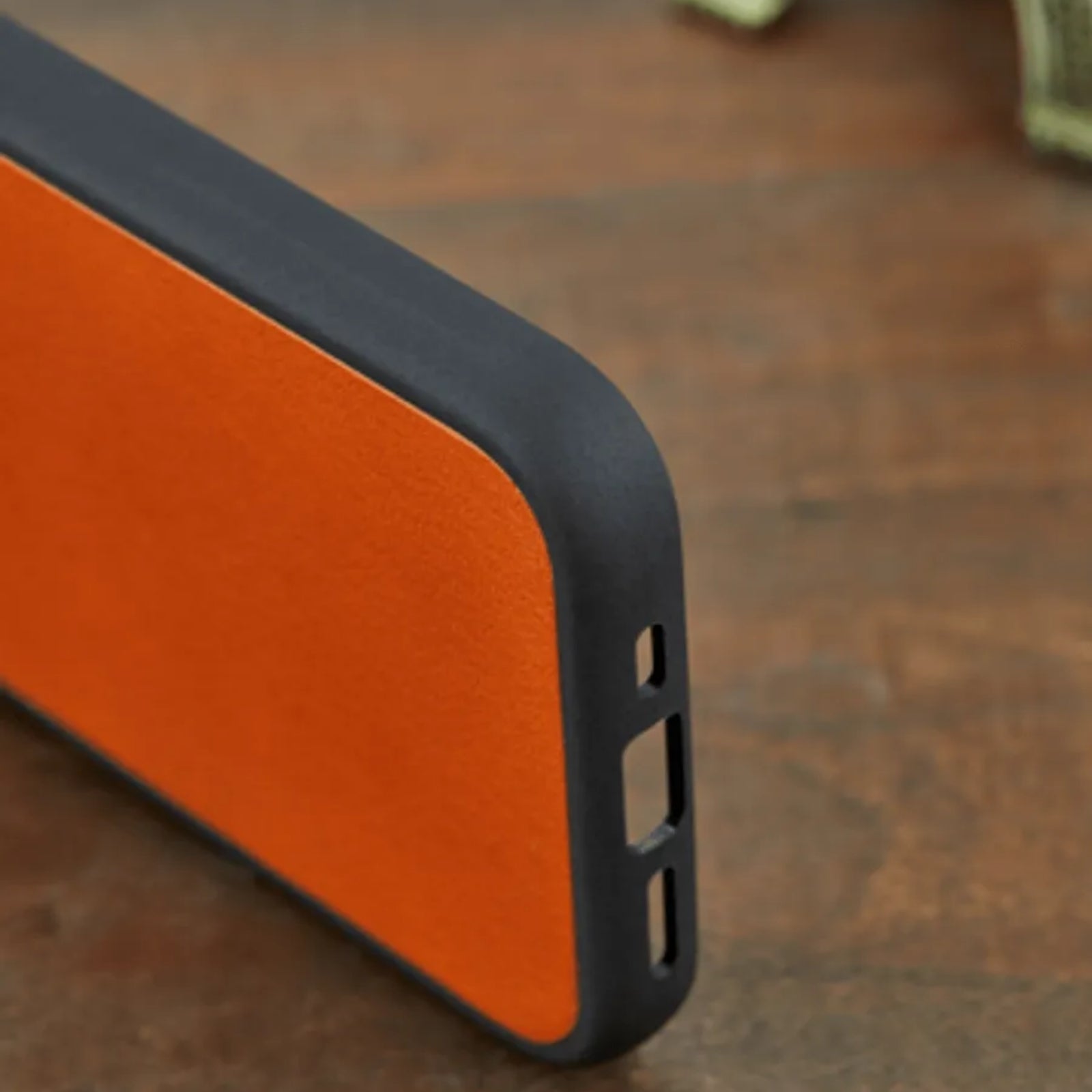 Monte Deri Yüzeyli İphone Kılıfı